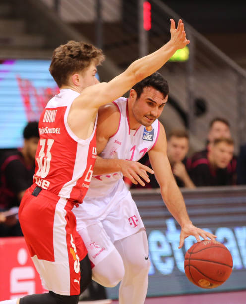 也能在阵地 也能在阵地