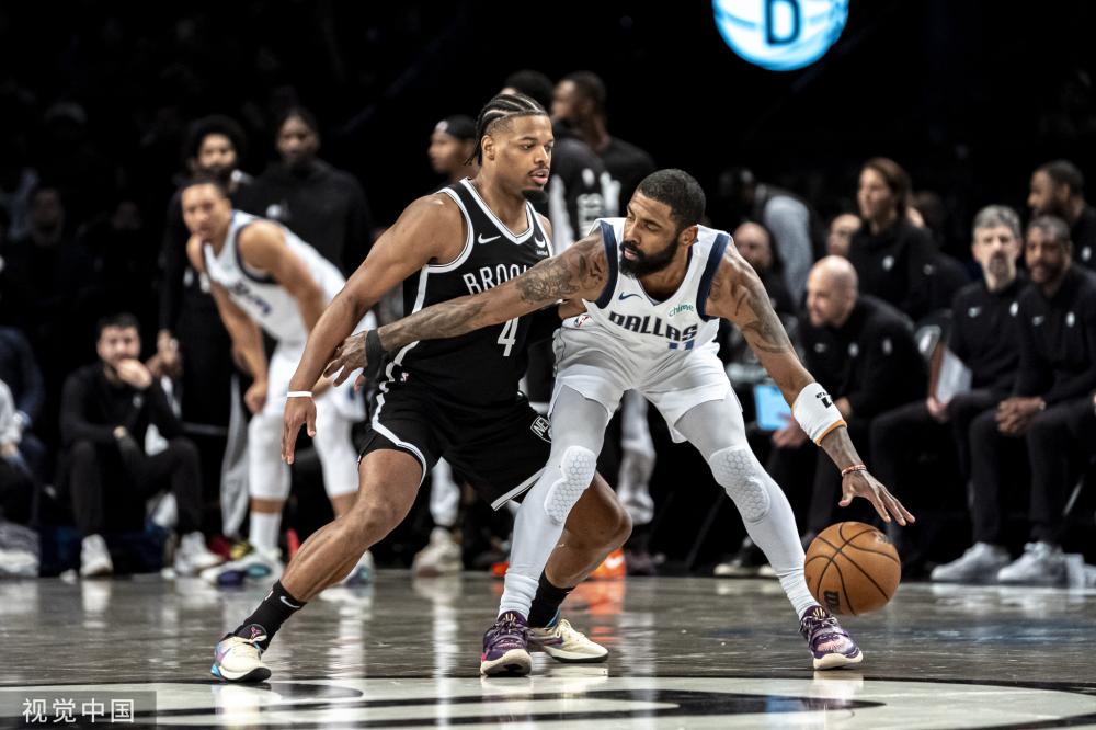 握主动权的 握主动权的