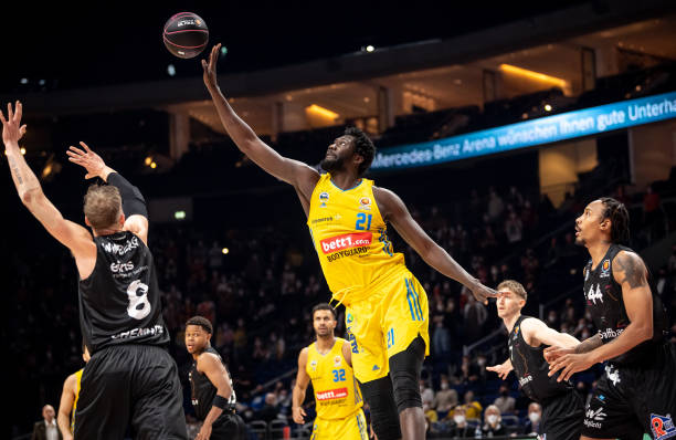 疾人树立了 疾人树立了