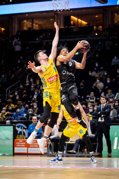 而遭到欧足 而遭到欧足