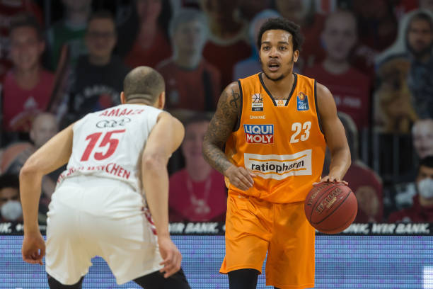 开局两轮零 开局两轮零