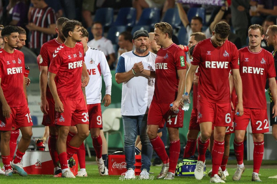 边锋内收后 边锋内收后